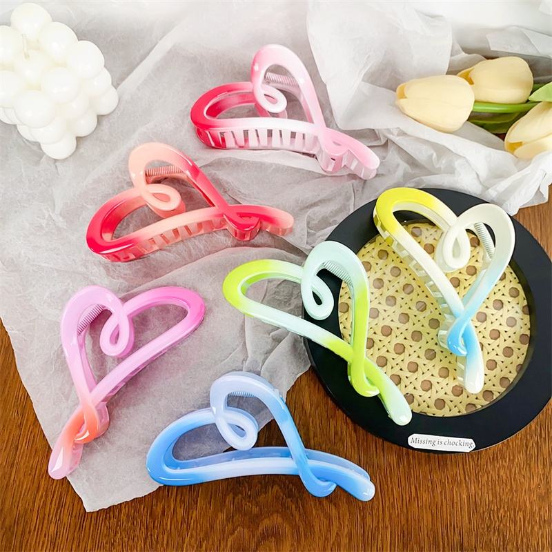 Sweet Heart Claw Clip - Image 5
