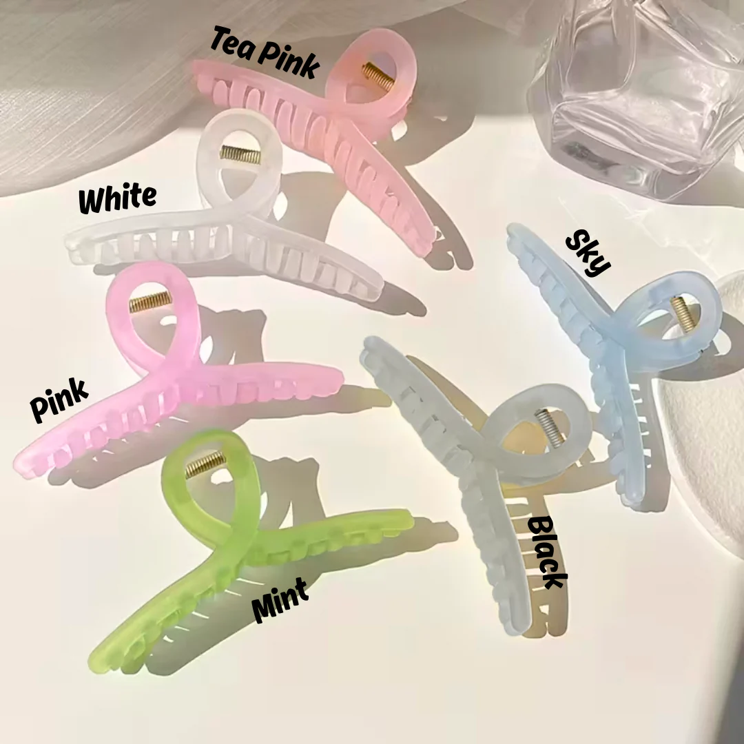 Matte Frosted Twist Clip - Image 3