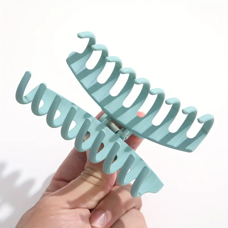 Claw Clip With Non-Slip Grip - Image 2