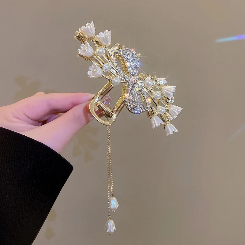 Royal Bloom Clip - Image 3