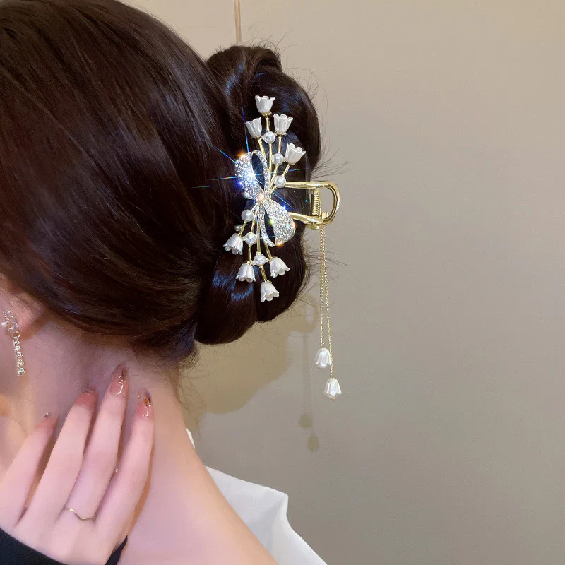 Royal Bloom Clip - Image 4