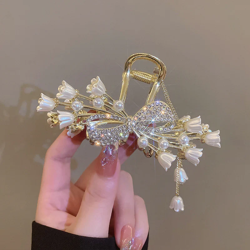 Royal Bloom Clip - Image 5