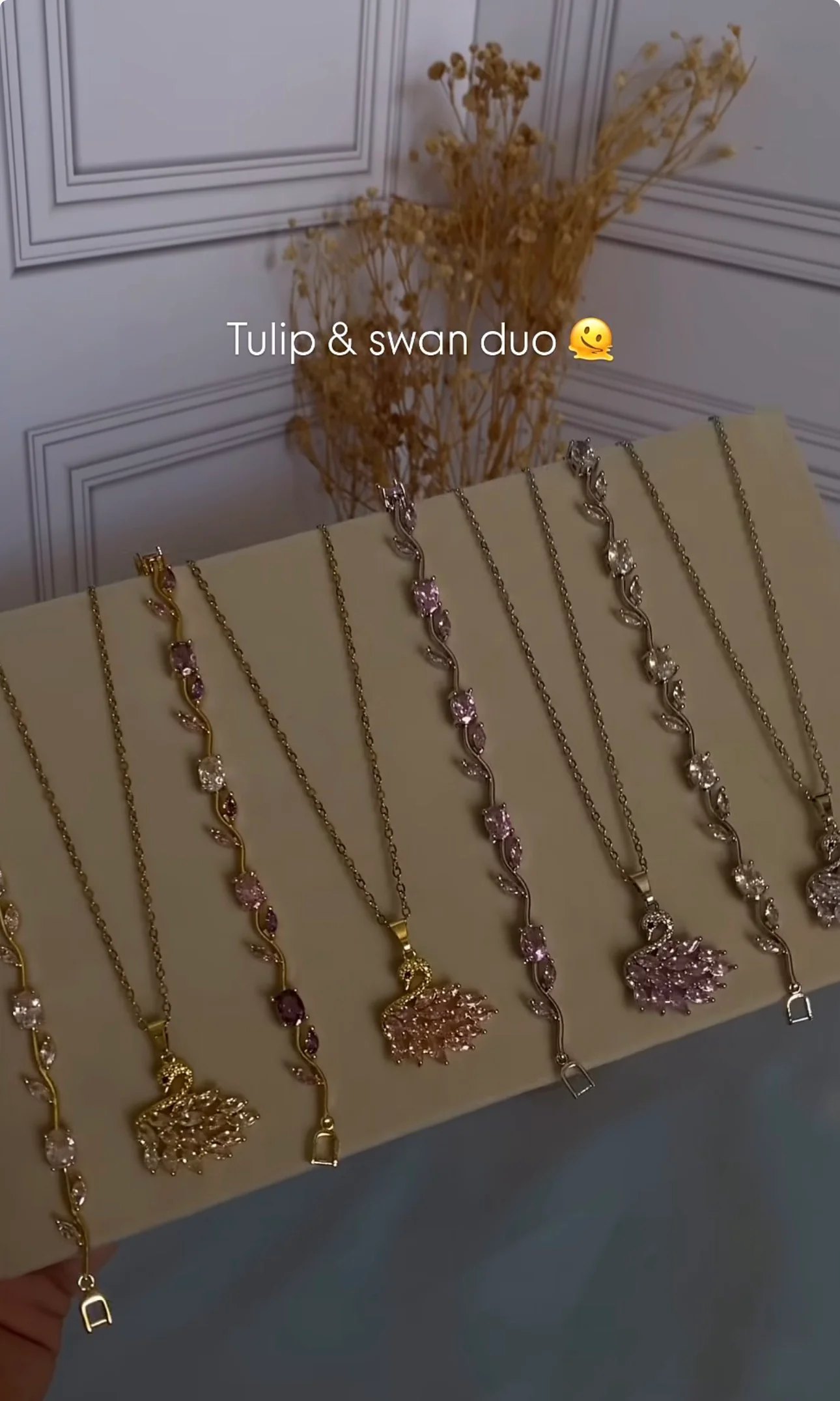 Tulip & Swan Duo (with box) - Image 2